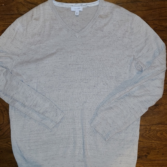 Calvin Klein V-neck sweater large - Picture 1 of 3